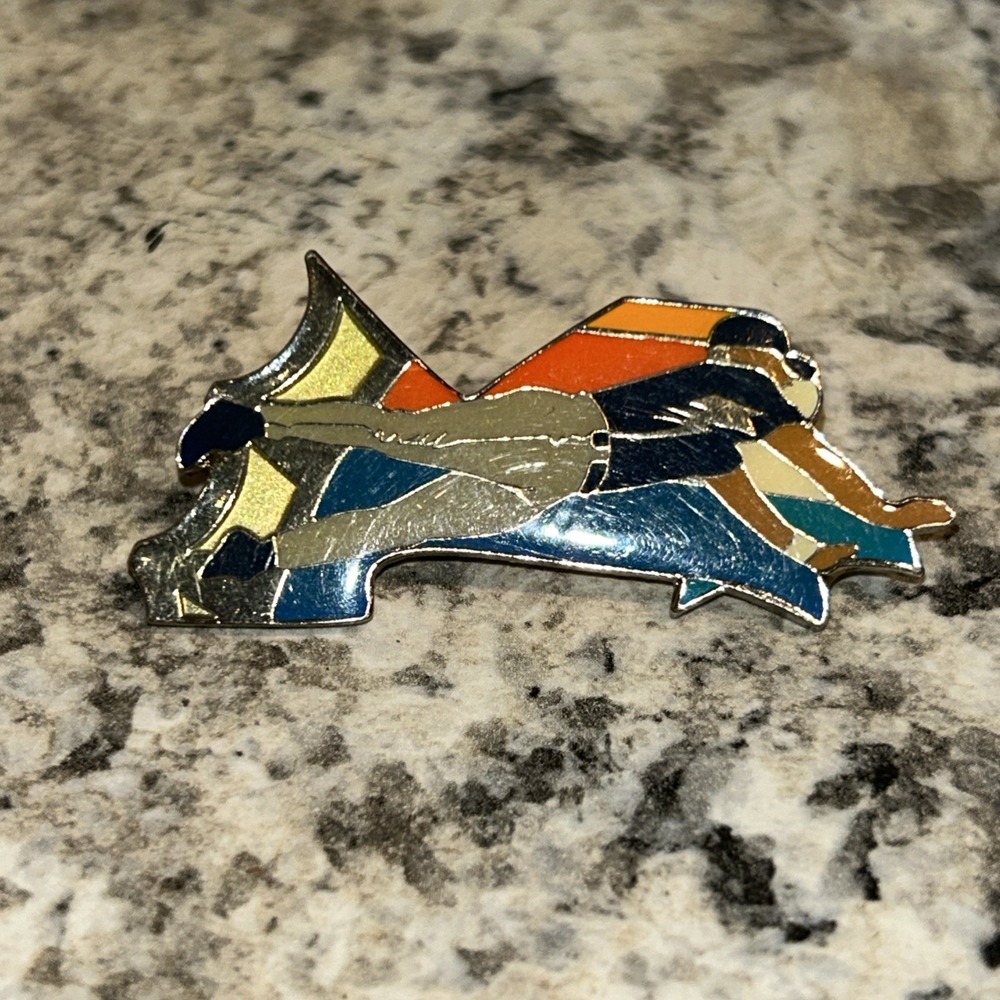 Baseball Diver Slide MLB Pro Specialties San Diego Lapel Hat Pin Tie Tack H1